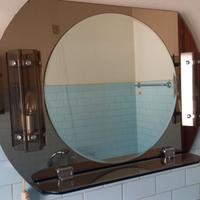 Specchio bagno vintage e armadietto pensile