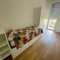 Camera singola in trilocale a Vimodrone