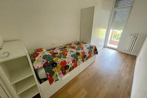 Camera singola in trilocale a Vimodrone