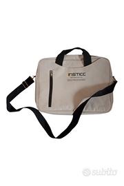 Borsa a cartella grigia con tracolla