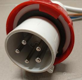 Presa industriale trifase GW60042H