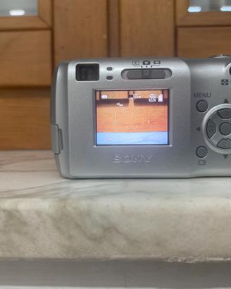 Sony Cybershot DSC-S40