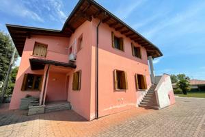 Appartamento bicamere con giardino