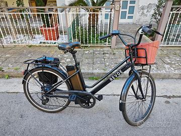 Bicicletta elettrica da passeggio