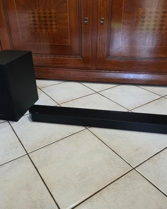 soundbar Samsung con subwoofer - 360W RMS