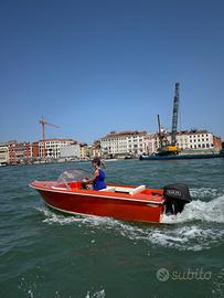 Motoscafo Solcio Mini Typhon