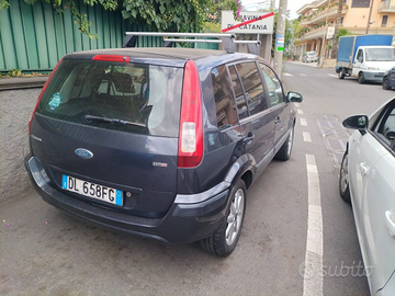 Auto usata 5 porte