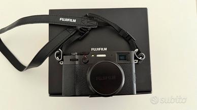 Fujifilm X100V pari al nuovo – 1700 scatti