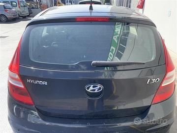 PORTELLONE POSTERIORE COMPLETO HYUNDAI i30 CW 7370
