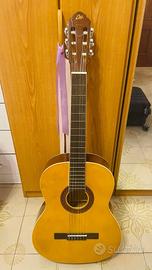 Chitarra classica Eko con plettri