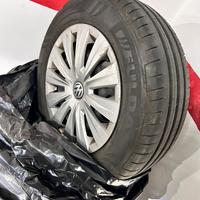 Cerchi e gomme  completi +  copri cerchi  x golf 7