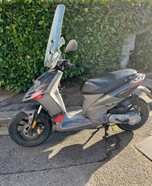 Aprilia sr 50 2 t