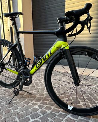 Bici strada Giant PROPEL Di2 Ultegra