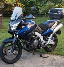 SUZUKI  V STROM 1000