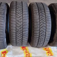 PIRELLI SOTTOZERO 3 RUNFLAT *stella 245 / 50 R 18 