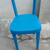 Sedia in legno vintage verniciata blu