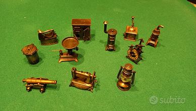 Miniature di temperamatite vintage in metallo