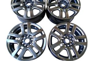 VOLKSWAGEN Golf 5 Berlina (03>08) 4 CERCHI IN LEGA
