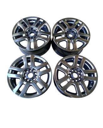 VOLKSWAGEN Golf 5 Berlina (03>08) 4 CERCHI IN LEGA