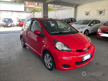 Toyota Aygo 1.0 12V VVT-i 5 porte Lounge Connect