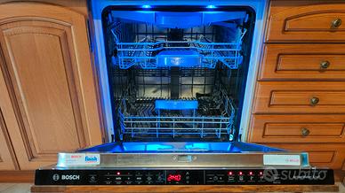 Lavastoviglie da incasso Bosch SMV69U70EU 