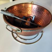 Paiolo in rame con mescolatore elettrico 