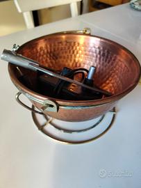 Paiolo in rame con mescolatore elettrico 