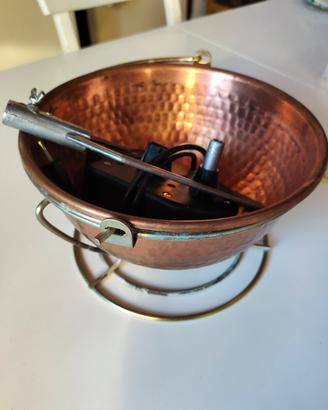 Paiolo in rame con mescolatore elettrico 