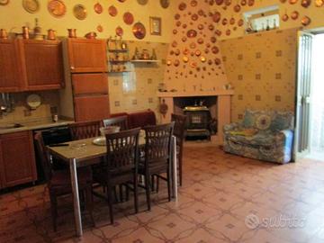 Casa indipendente di 152 m² con 5 locali a Mondrag