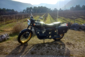 Kawasaki W800 Special Edition