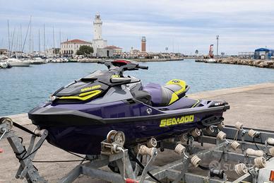 Sea Doo RXT-X RS 300cv 2021 54.2H -PURPLE-