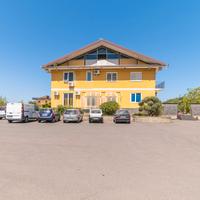 Capannone industriale con parcheggio 49-359