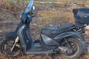 Aprilia Scarabeo 250 2006