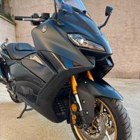 Yamaha T-max 560 2023