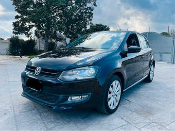 Volkswagen Polo 1.6 TDI - IDEALE X NEOPATENTATI - 