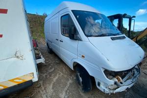 Mercedes sprinter