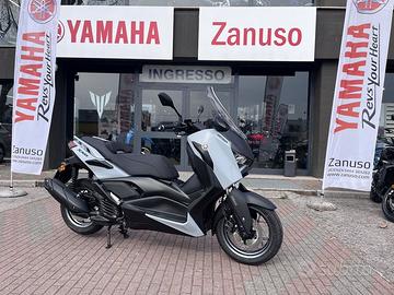 Yamaha X-Max 125 Allestimento TECH solo 1200 km
