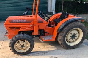 Trattore agricolo goldoni 3050 dt frutteto