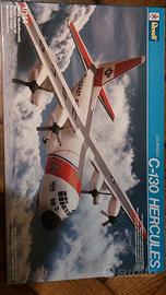Lockeed C130 HERCULES scala 1/144