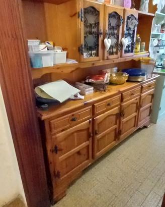 cucina tirolese piu' tavolo panca a giro e sedie