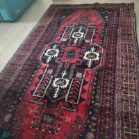 Tappeto persiano (o iraniano) annodato a mano