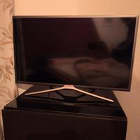 Televisore - Smart TV Samsung 32" Full HD