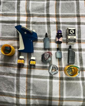 Lotto cancelleria vintage Dymo 1750 e inchiostri