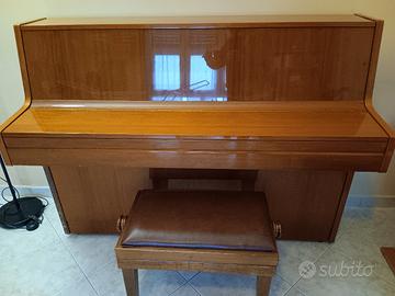 pianoforte verticale  Anelli 