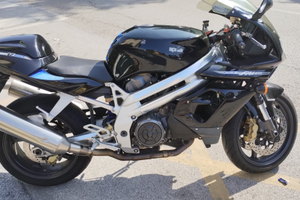 Aprilia SL 1000 Falco