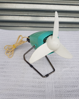 Piccolo ventilatore da tavolo vintage anni 50/60