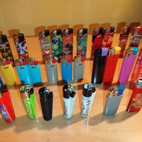 30 accendini assortiti nuovi