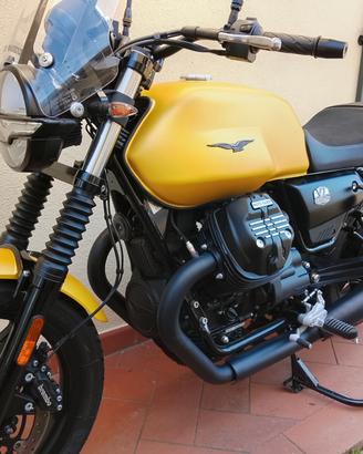 MOTO GUZZI V7 STONE