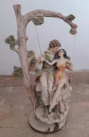 Statua Capodimonte Altalena Decorata Miriam