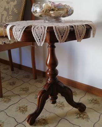 Tavolino vintage in legno massello mogano